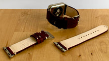 Lade das Bild in den Galerie-Viewer, Apple Watch Band Handgeist VinoRosso/Weinrot