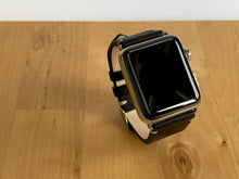 Lade das Bild in den Galerie-Viewer, Apple Watch Band Handgeist BluMarine/Marineblau